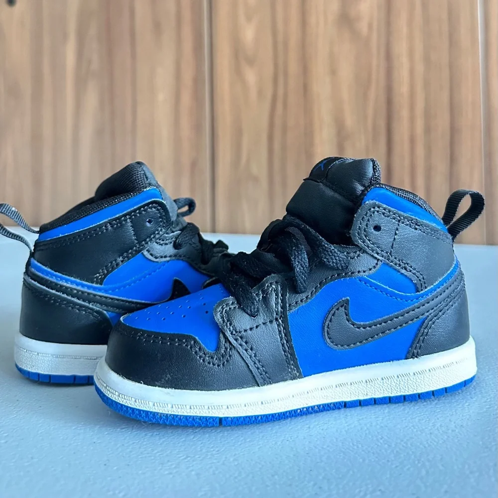 Jordan 1 Mid ‘Royal Blue’ toddler size 7C - Picture 12 of 16